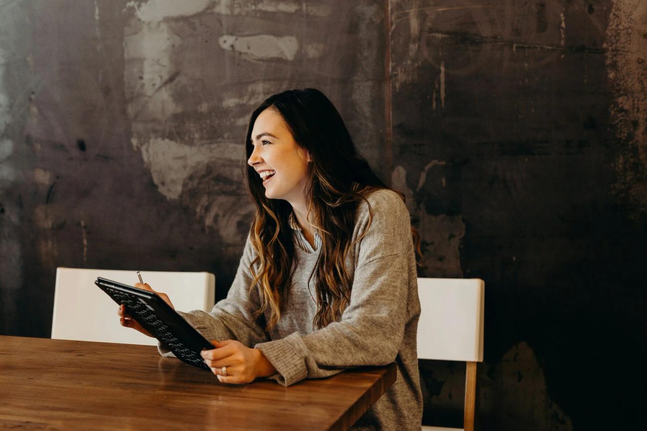 Zendesk AI vs Fin AI: A Head-to-Head Comparison for 2026