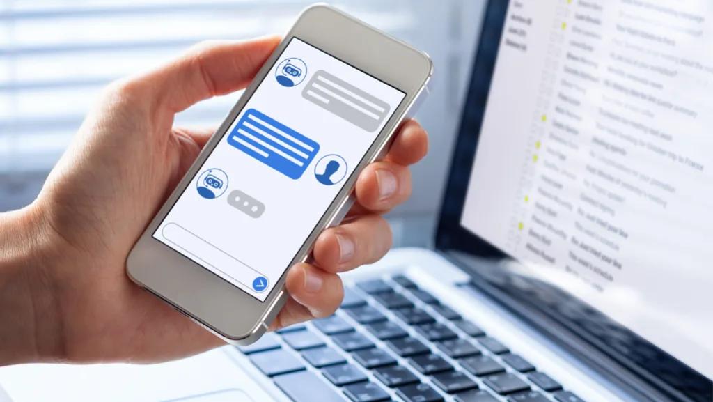 Leveraging Customer Service AI Without Losing the Human Touch