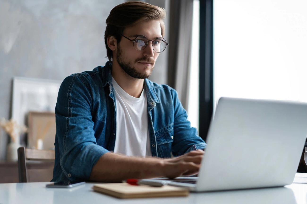The Contact Center vs. the CRM: Why the Distinction Matters More Than it Used To